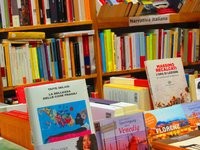 a Livraria + Mondolibro 