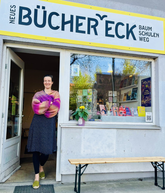 Neues B&uuml;chereck Baumschulenweg UG